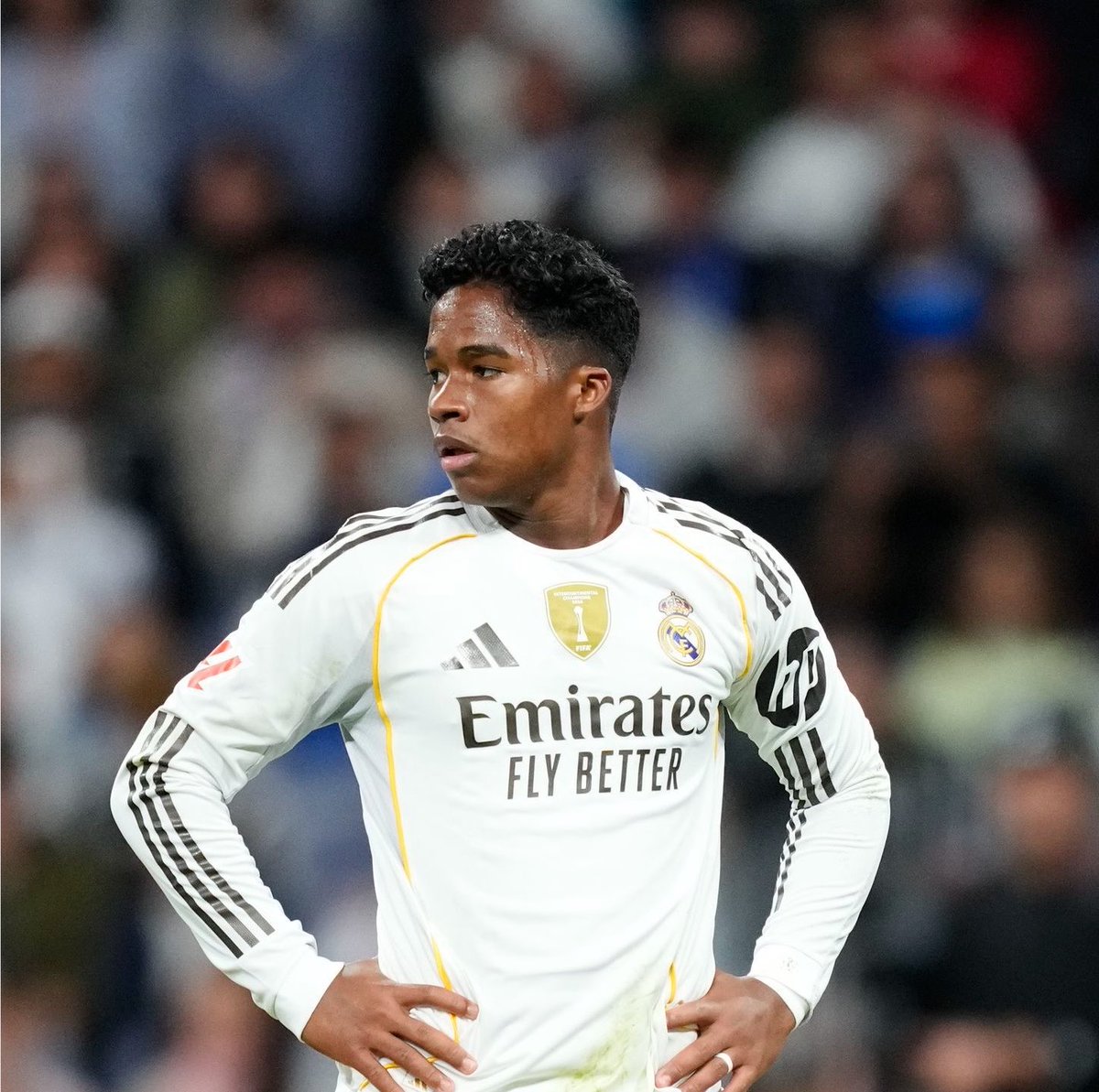 ActuFoot_'s tweet photo. 🚨🚨 JOSÉ MOURINHO 🇵🇹 FAIT DÉSORMAIS TOUT POUR GARDER GONZALO GARCIA 🇪🇸 AU REAL MADRID !!! 🤍

ÇA RÉ-OUVRE UNE POSSIBILITÉ DE PRÊT POUR ENDRICK 🇧🇷 !!!

Le Portugais considère qu'il n'y a pas d'autre attaquant avec les caractéristiques de l’Espagnol dans l'équipe. 

Il voit en lui un 9 capable d'offrir une alternative différente à Mbappé 🇫🇷 lorsque les matchs exigent un autre type de football. 

🗞️ @marca