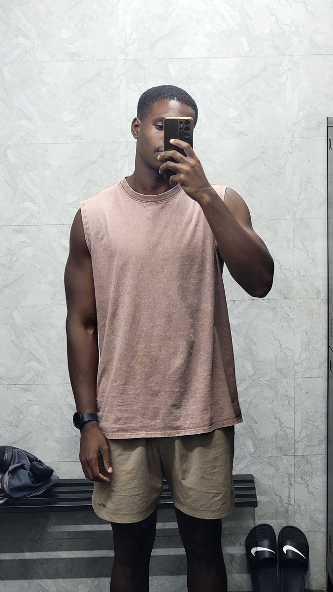 oduwolsss_'s tweet photo. I mean https://t.co/0rE49kzDty