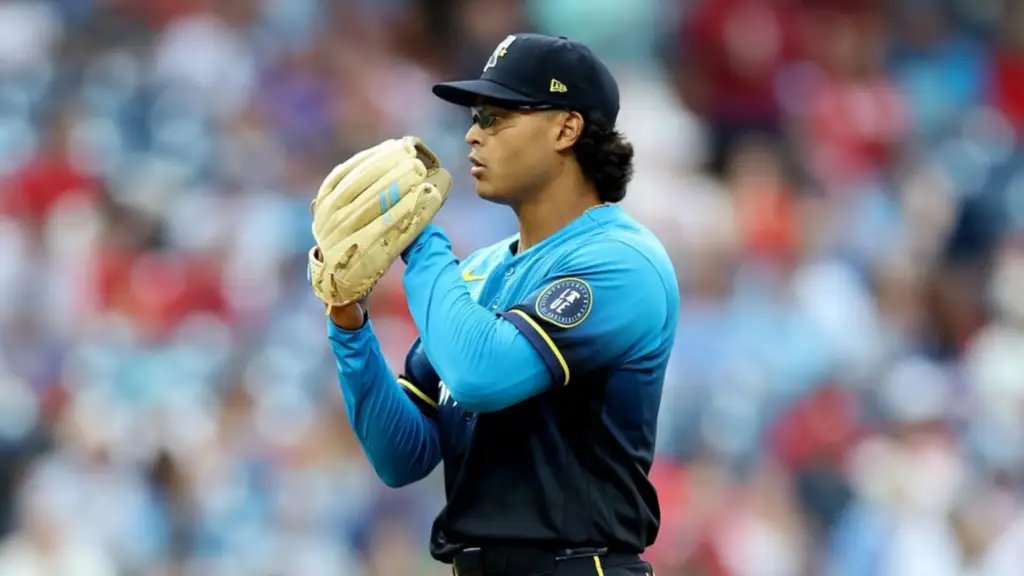 Meridianoonline's tweet photo. ⚾️El lanzador venezolano Jesús Luzardo atraviesa el tramo más dominante de su campaña y se ha consolidado en el podio de los máximos ponchadores de la Liga Nacional.
https://t.co/xe2cLb3vlu https://t.co/z8xHhdxt2b
