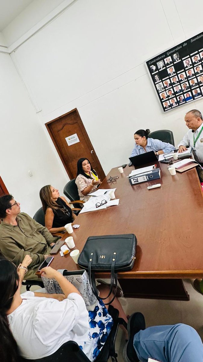 ContraloriaGrn's tweet photo. La Contraloría Municipal de Girón presente en la Comisión Regional de Moralización 🤝
#ContraloríaGirón #Transparencia #ÉticaPública #ComisiónRegionalDeMoralización #ControlFiscal https://t.co/WKx1fEXtML