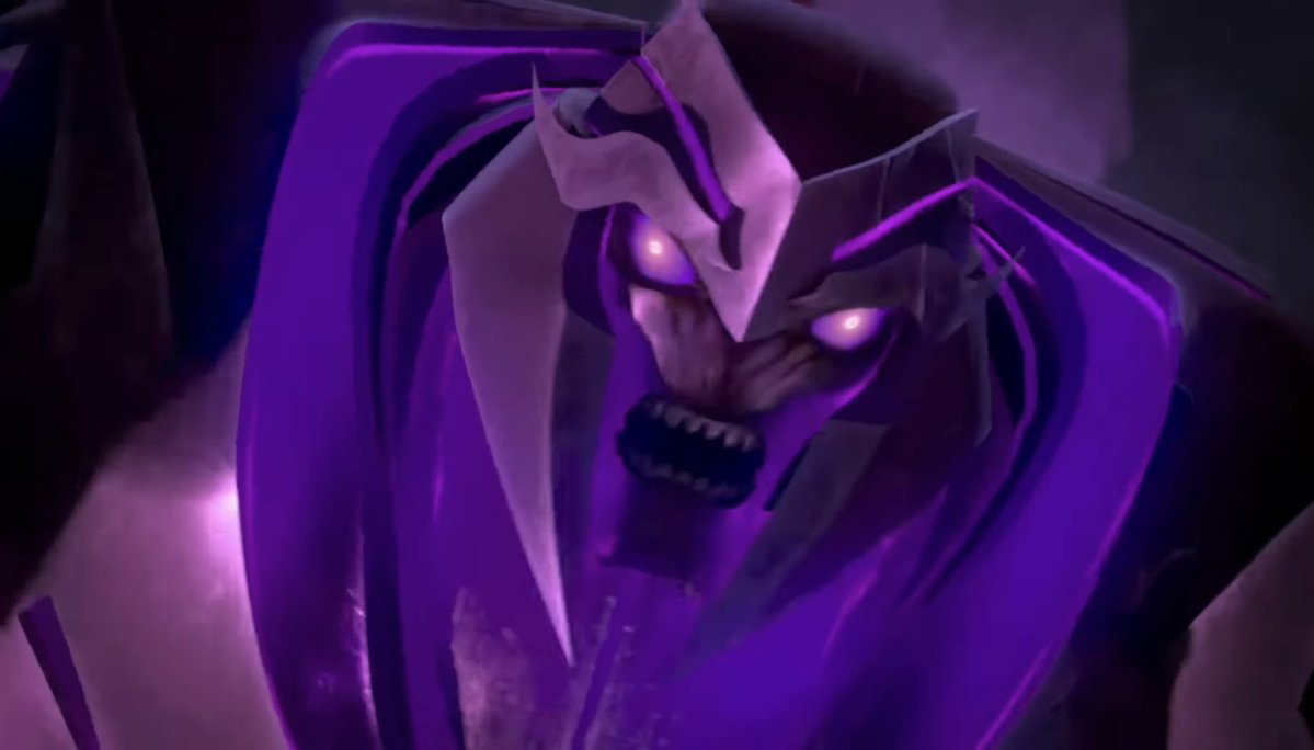 GalvStudios22's tweet photo. Imagine if Megatron just died on the spot after shoving Dark Energon into his chest for the first time https://t.co/WX2KF1Mh4X