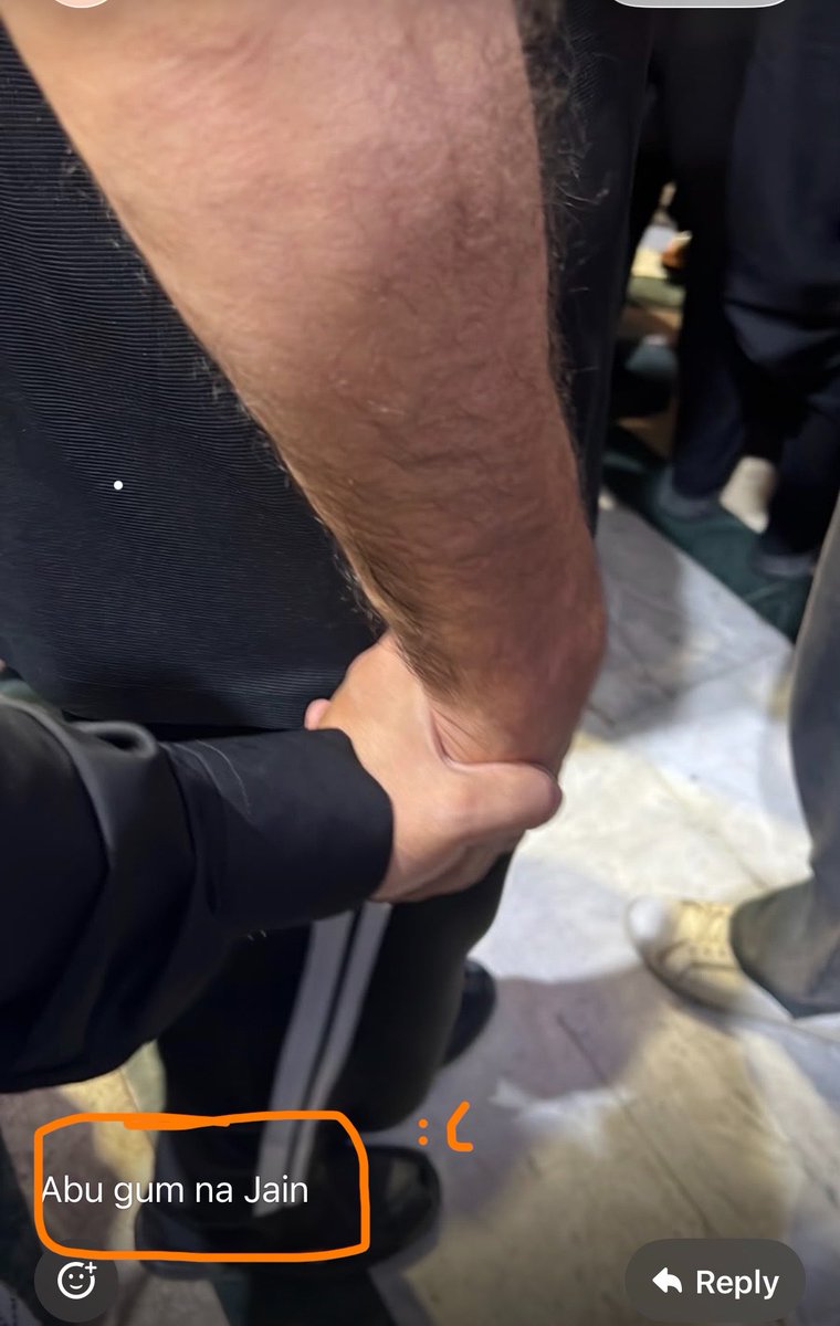 iusetobealive's tweet photo. The hand we used to hold, and who walked this far with us in our lives, now needs a hand himself…. As a married daughter, seeing your parents growing old is the worst feeling you will ever feel….
#Arbaeen https://t.co/weLqsH61yc