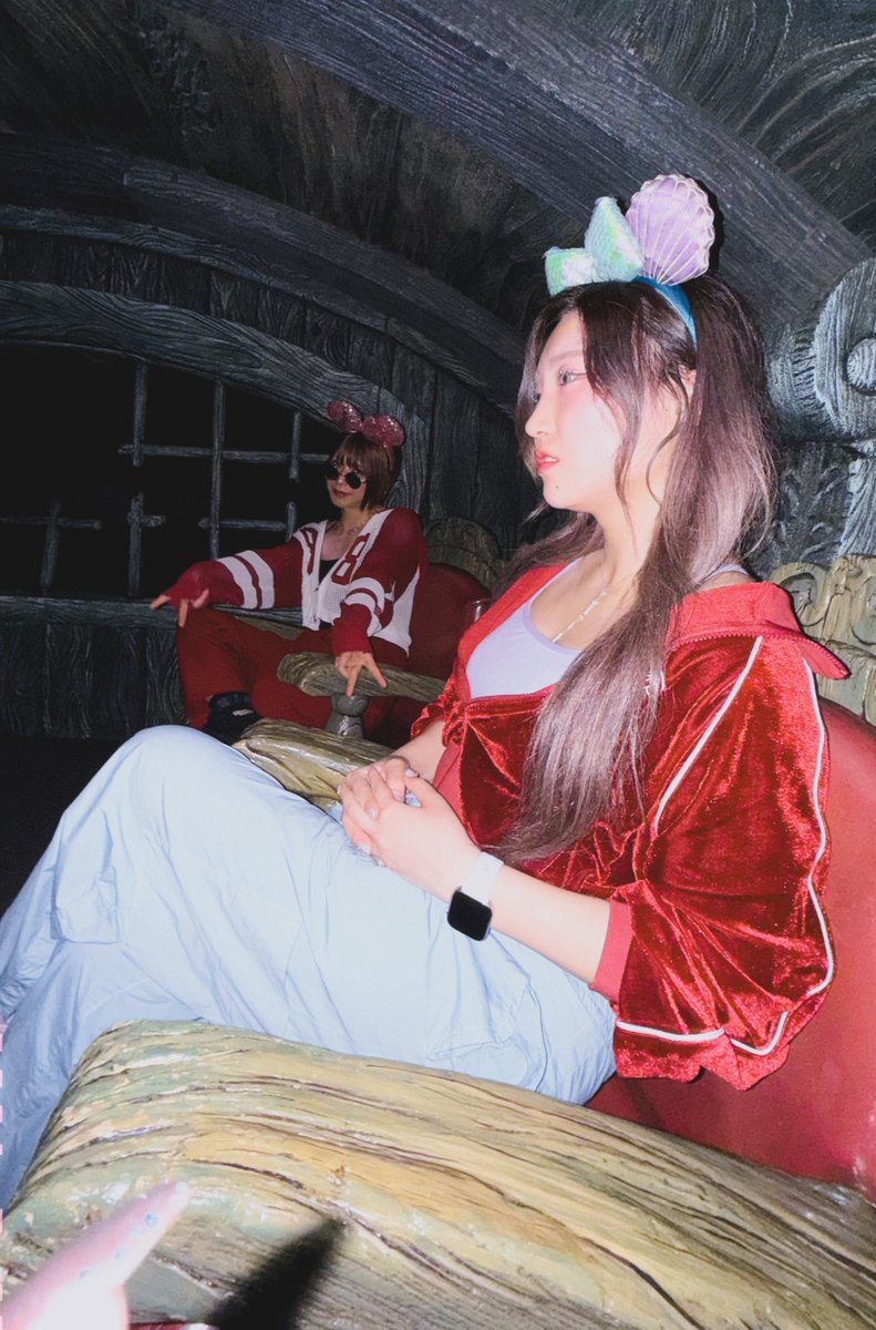 LooNyCAT666's tweet photo. リトマバウンド???
🧜‍♀️@ItalianSteamCat
🐟@pn2ney 
🦀@LooNyCAT666 https://t.co/fZhPedpREI