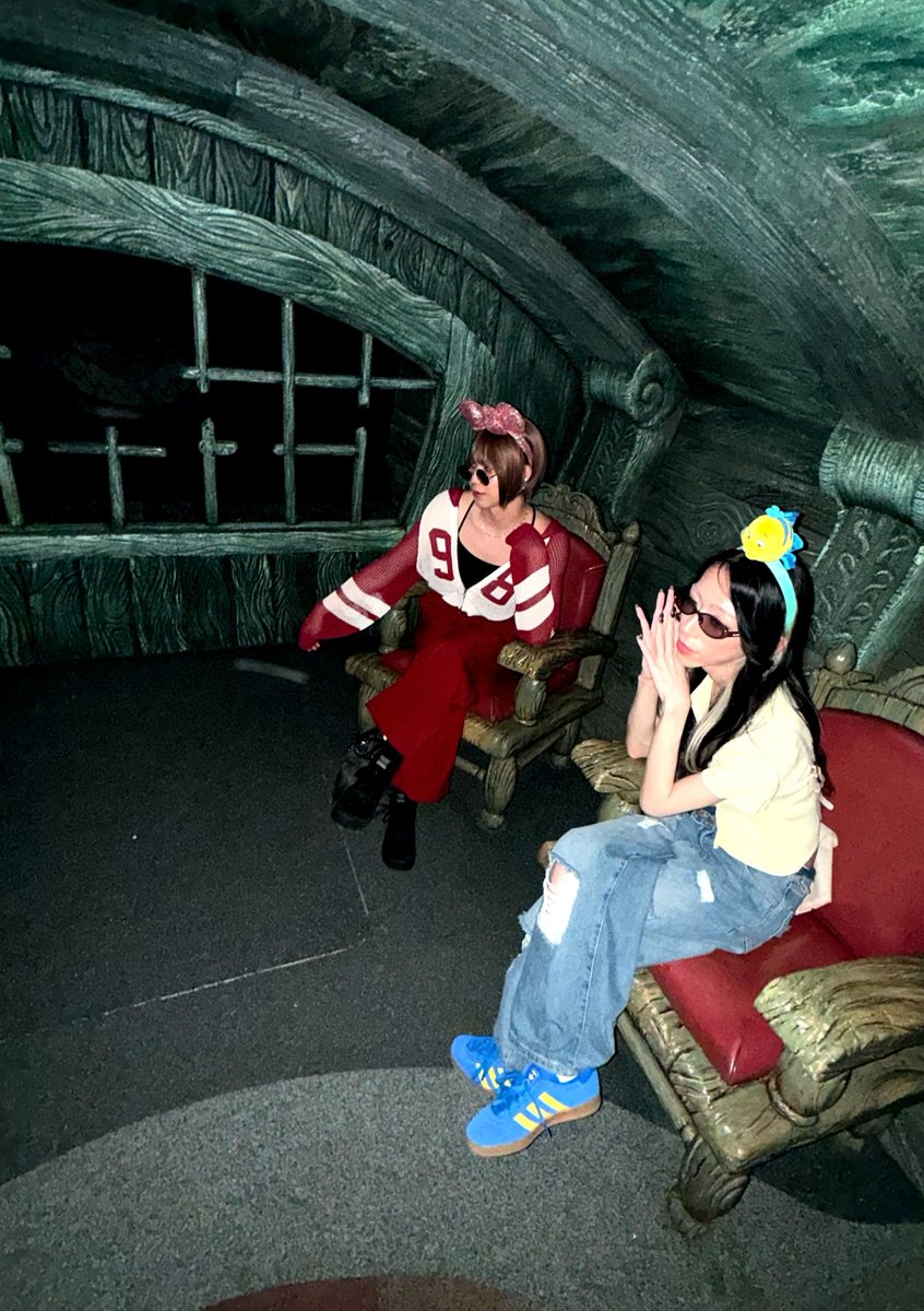LooNyCAT666's tweet photo. リトマバウンド???
🧜‍♀️@ItalianSteamCat
🐟@pn2ney 
🦀@LooNyCAT666 https://t.co/fZhPedpREI
