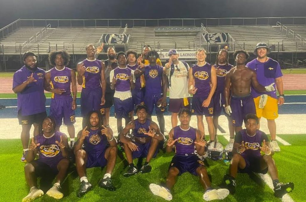 GeauxPrepsLA's tweet photo. Closing with a bang: 7-on-7 title helps Marksville add momentum for start of camp

🔗 https://t.co/noA2jvHYqI https://t.co/rKwBxLLHsO