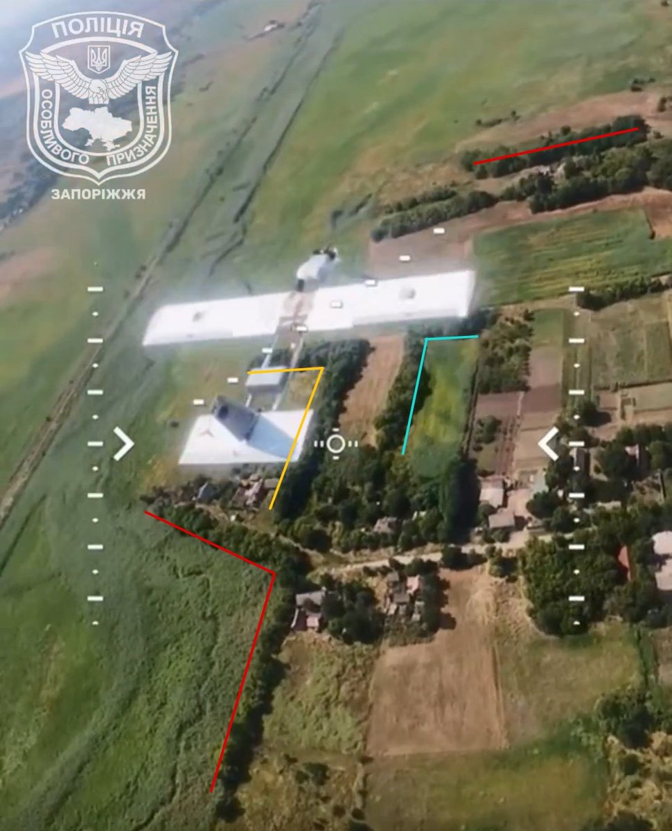 juss_men's tweet photo. @UAControlMap @GeoConfirmed Molniya-2 in Yurkivka/Tavriiske 
📍(0:12) 47.628150,35.706656

Supercam near Yurkivka 
📍(0:17) 47.617159,35.690710

 Molniya-2 near Orikhiv 
📍(0:18) 47.560179,35.767068

Molniya-2 in Tavriiske 
📍(0:22) 47.630107,35.709028 https://t.co/jgd28IpeKc