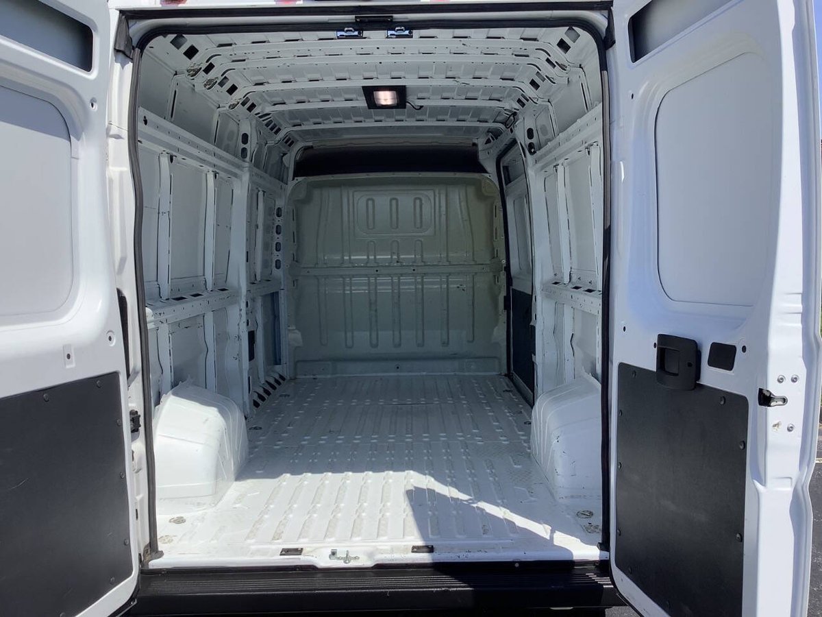 countyautostl's tweet photo. 2021 Ram Promaster 3500 LWB extended high roof cargo van with 74k miles. It has a 3.6L V6 engine non-turbo, LED lighting in rear, 12V outlet, automatic transmission, power windows &amp; locks, cruise, bluetooth, aux jack &amp; back up camera. $24,999. Visit us at https://t.co/0YLE5IFa3Q https://t.co/jyYr5hBQ2w