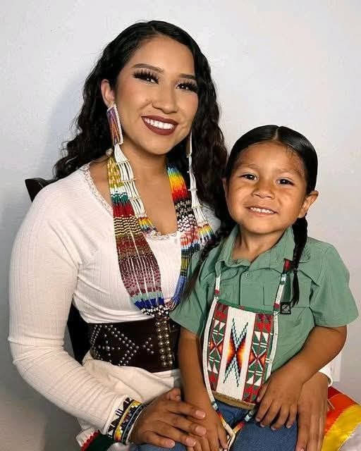 Native_Am_Story's tweet photo. Do you like this traditional Native dress?
 Yes or No? https://t.co/Jshl7V5tF9