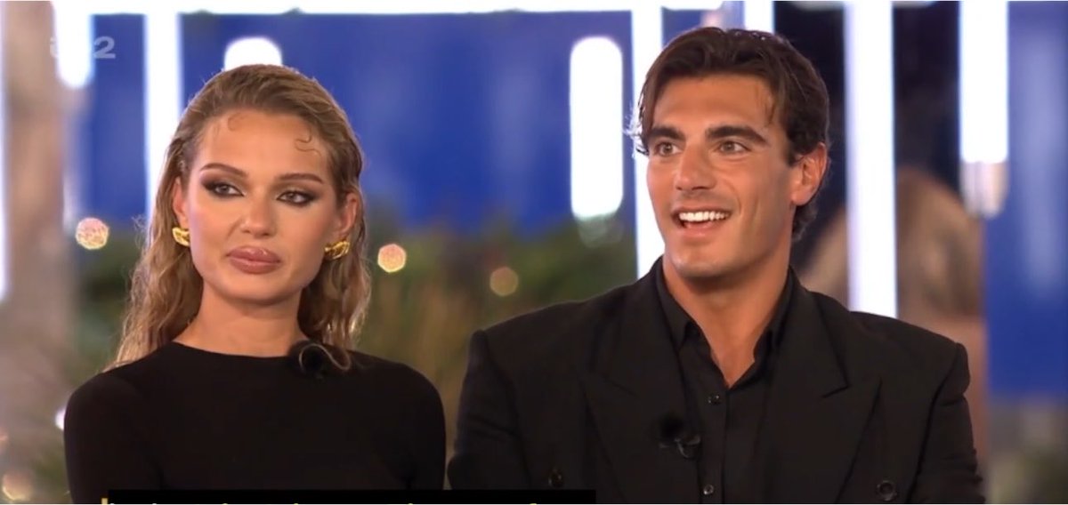 delloite_'s tweet photo. Julia and Lorenzo are the winners of love island uk season 13 
#LoveIslandUK  #LoveIsland https://t.co/PTlfyEZG2U