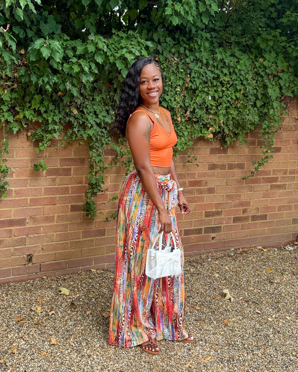 tayB_axa's tweet photo. They whispered, “You’ll never withstand the storm.”

She smiled and firmly said, “I am the storm.” 
🧡 https://t.co/qV96RDCv6F