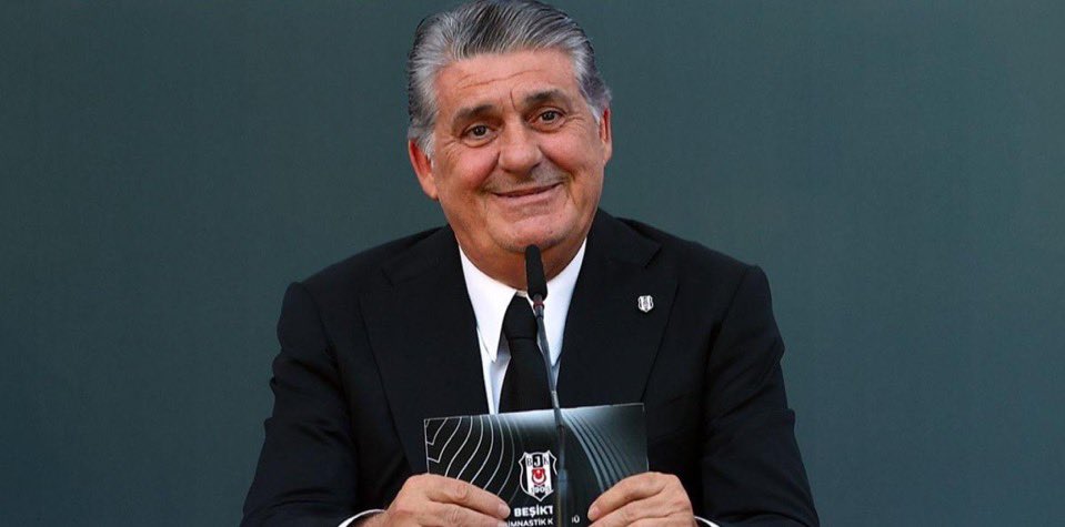 umutjk3434's tweet photo. Bjk menfaatleri usta stopere 20 beke 11 m veririz taylana 6m veririz ama salaha vermeyiz dik duruş usta https://t.co/5WrCZRR1Rw