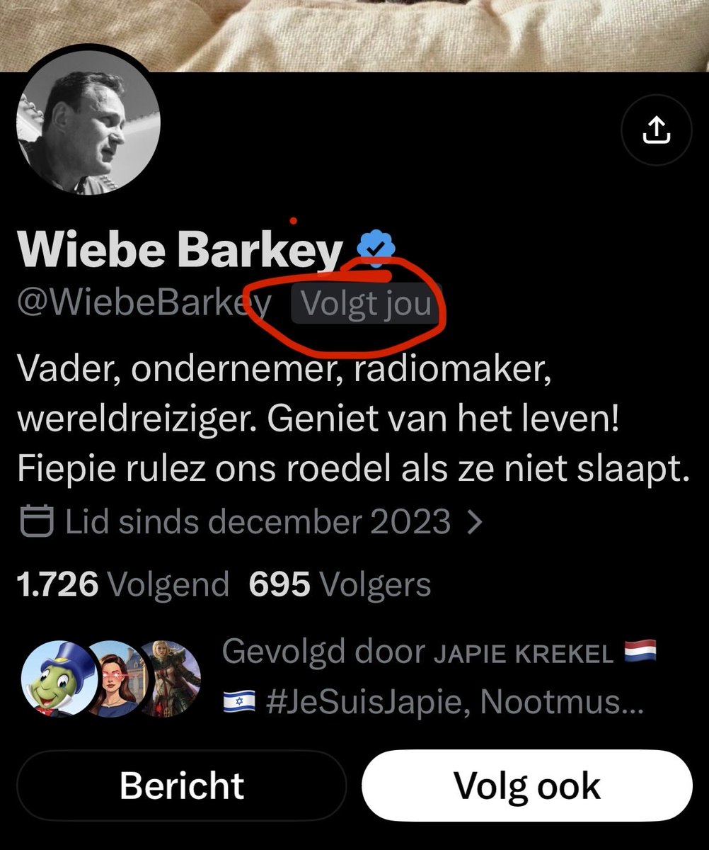 John_Rdam's tweet photo. @WiebeBarkey @fuckroeper “Ik heb geen idee wie dat is.”
🤣🤣🤣 https://t.co/HzPXMfX5nx
