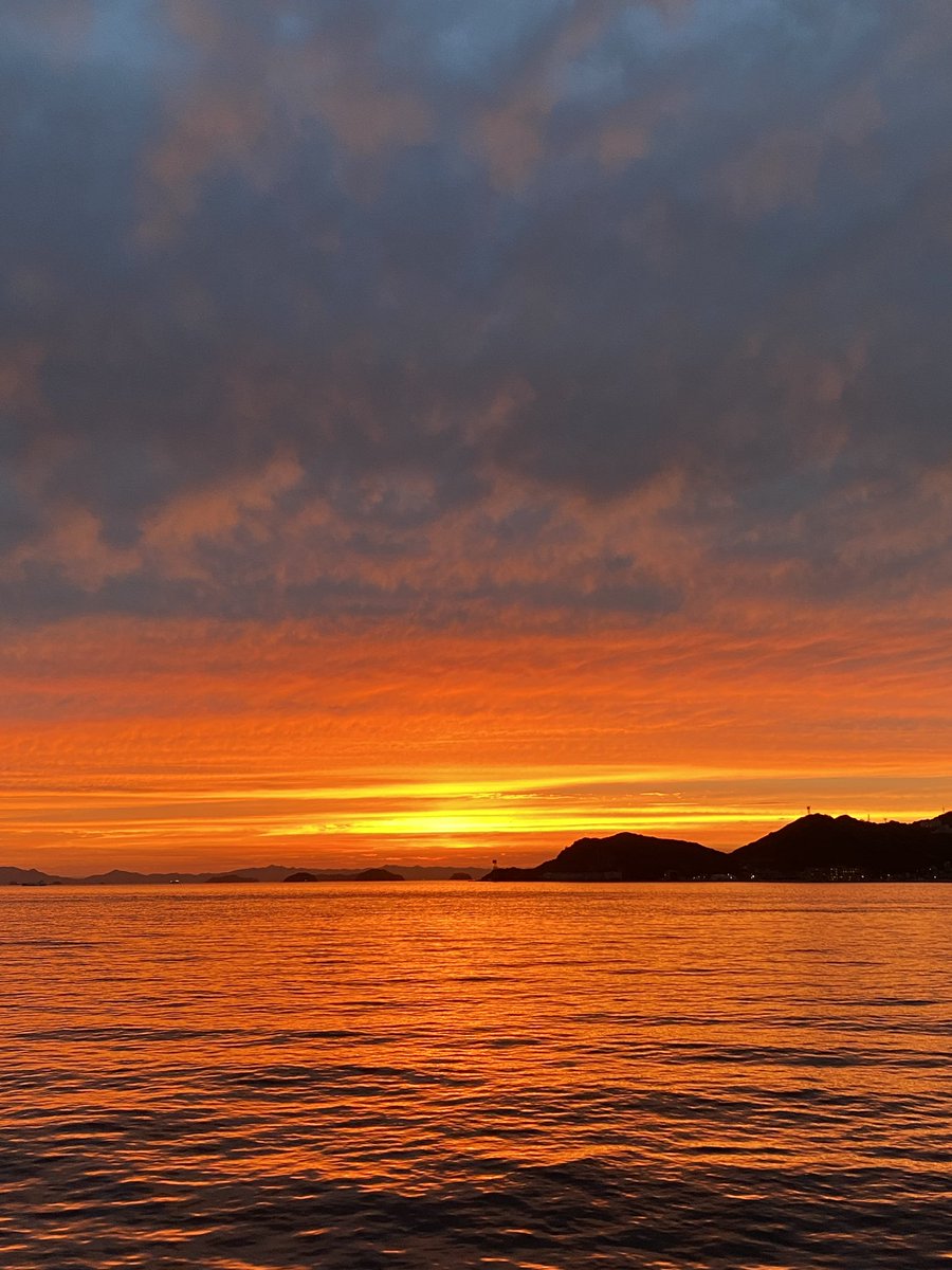 delete025052's tweet photo. Beautiful red scenery

Oh....What a beautiful view. https://t.co/i2wLvAUuoL