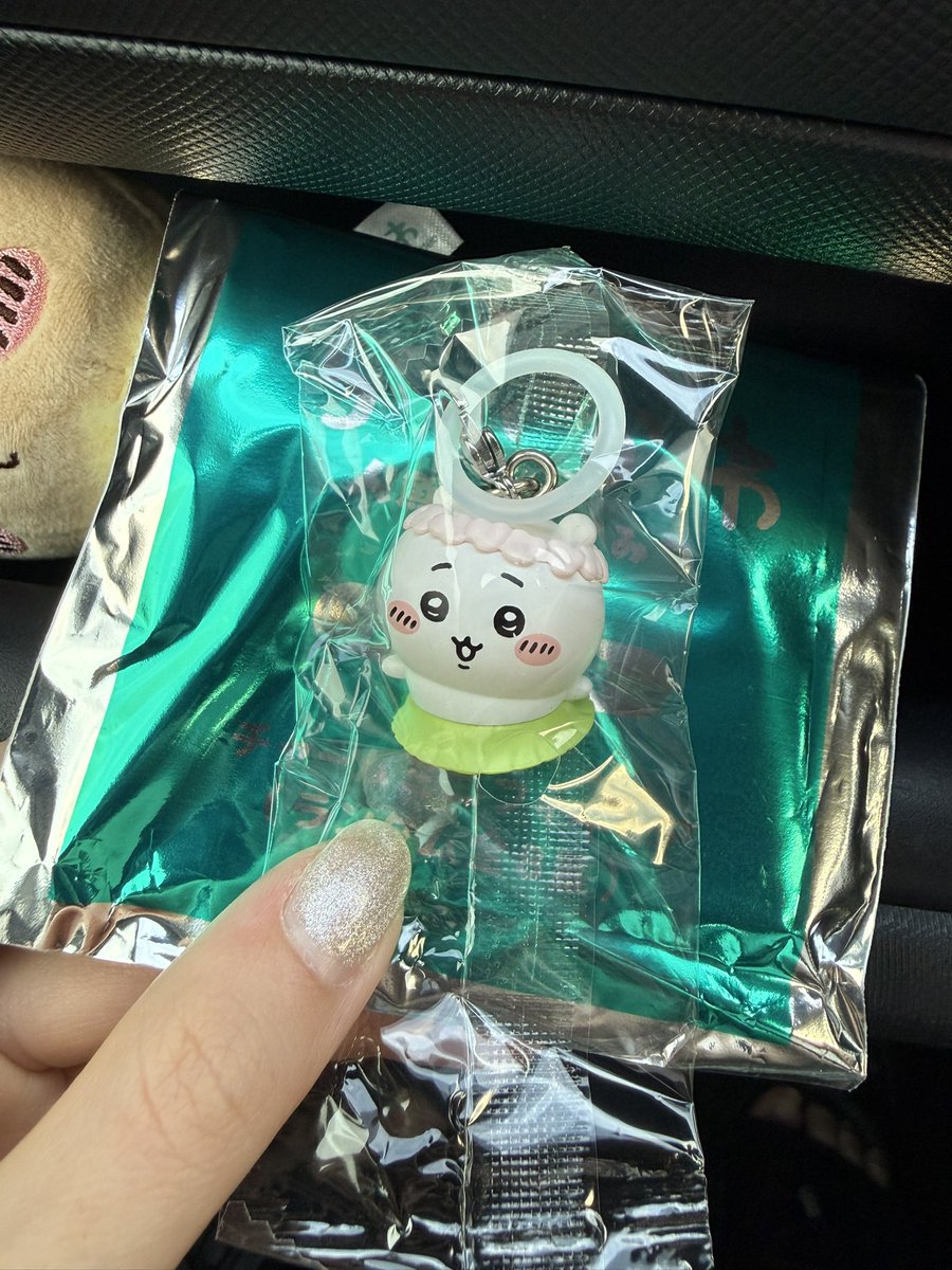 RinAxMn26's tweet photo. 【交換】
映画 ちいかわ 人魚の島のひみつ
入場特典 チャームミニフィギュア

譲： ちいかわ

求： うさぎ

郵送希望です。
検索からもお気軽にご連絡下さい！ https://t.co/TBkZGGenLA