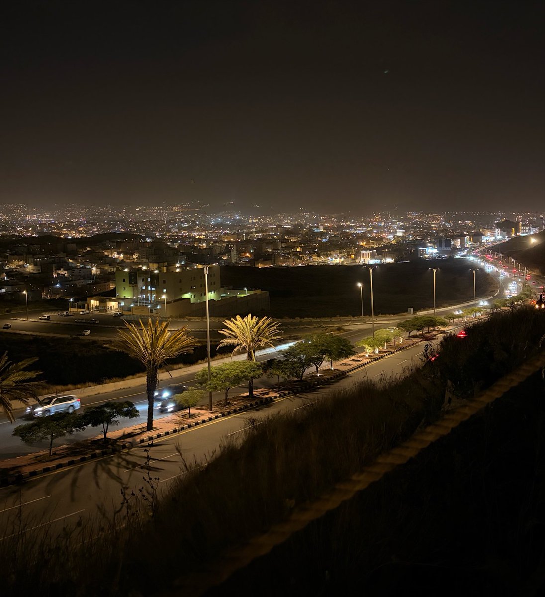 Lilisuxi's tweet photo. Abha nights 🩶 https://t.co/TCDgeZh27c
