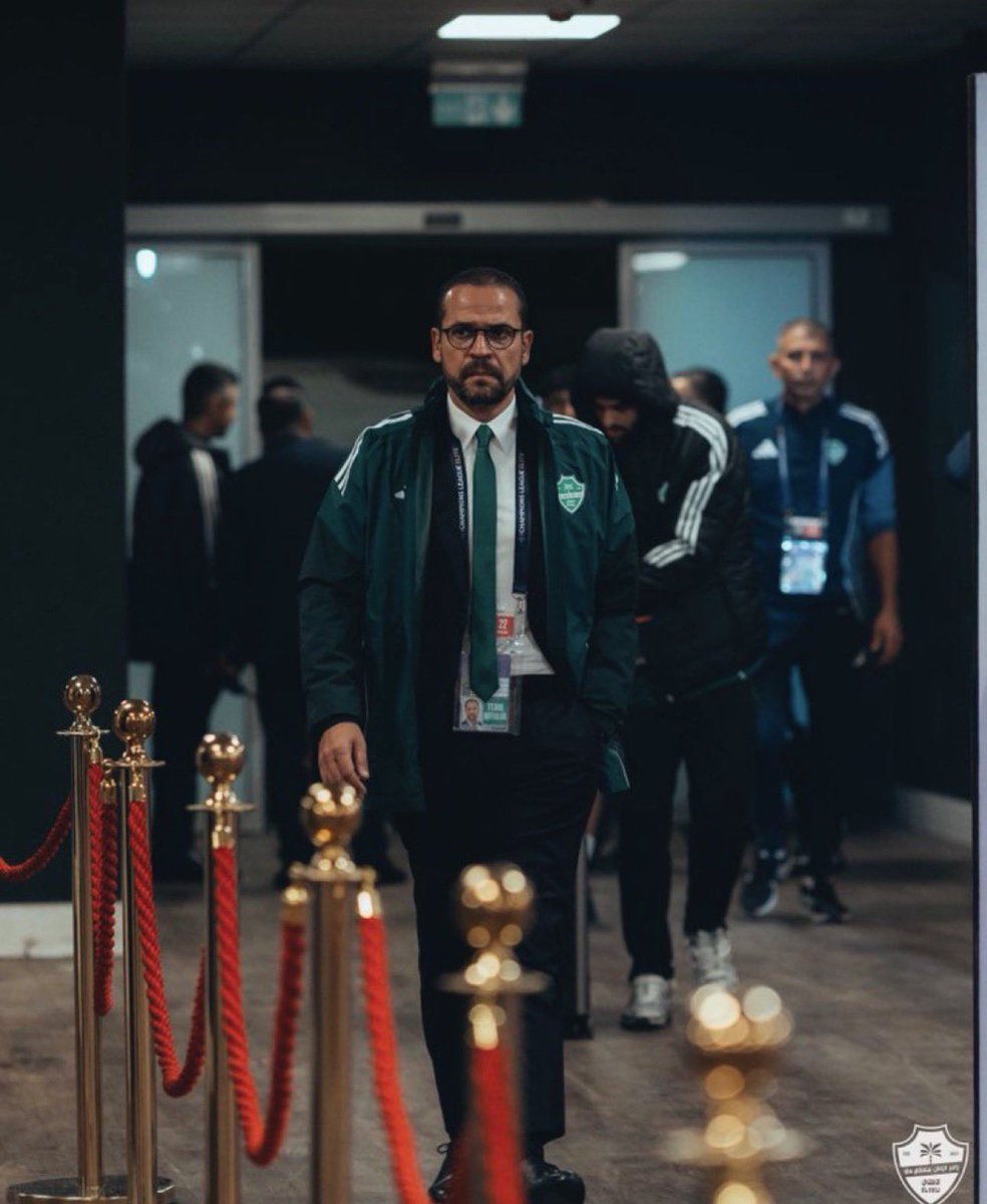 wall80x's tweet photo. احتياجات الفريق واضحه والدوري باقي عليه ١٥ يوم والاهلي قدامه مشاركات محليه وقاريه يعني موسم قادرين نكتب تاريخ عظيم لكن

- اسبوعين يكاسرون في ظهير محلي 
- اسبوعين يكاسرون في حارس محلي 
- اسبوعين يكاسرون في لاعب مواليد 
- شهرين عارفين ان المحور اهم صفقه

-الاهلي اكبر من طموحاتهم https://t.co/3m8tPOuU6p
