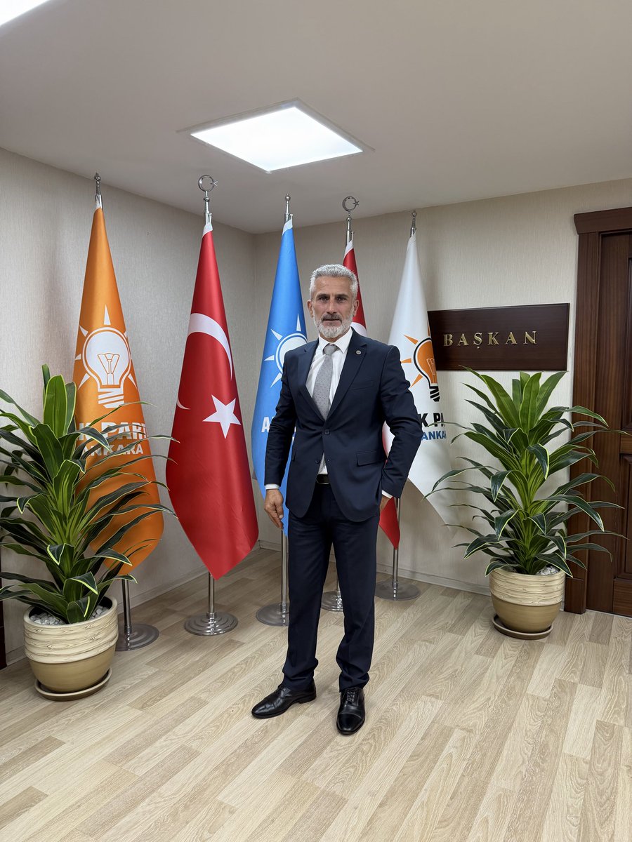 hakanyigitak's tweet photo. @AkpartiAnkara @hakanhanozcan @abdullahdogru01 Kıymetli @AkpartiAnkara  il Başkanımız sayın @hakanhanozcan  beyefendi nezdinde tüm teşkilat mensubu arkadaşlarımız ile bir arada olmak ziyadesi ile bizleri mutlu etmiştir. 
Her daim hep birlikte davamıza hizmete devam @Akparti https://t.co/JgWZ4193RW