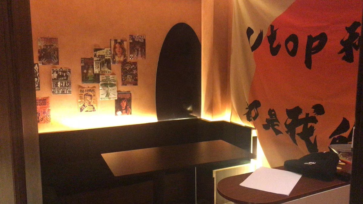SigridAbragkqb's tweet photo. 周末拉上搭子冲了最近超火的剧本杀！剧情紧凑到全程攥紧衣角，DM带节奏巨稳，玩完还想二刷同系列，喜欢推理的快冲！， https://t.co/sC9U9cghR6