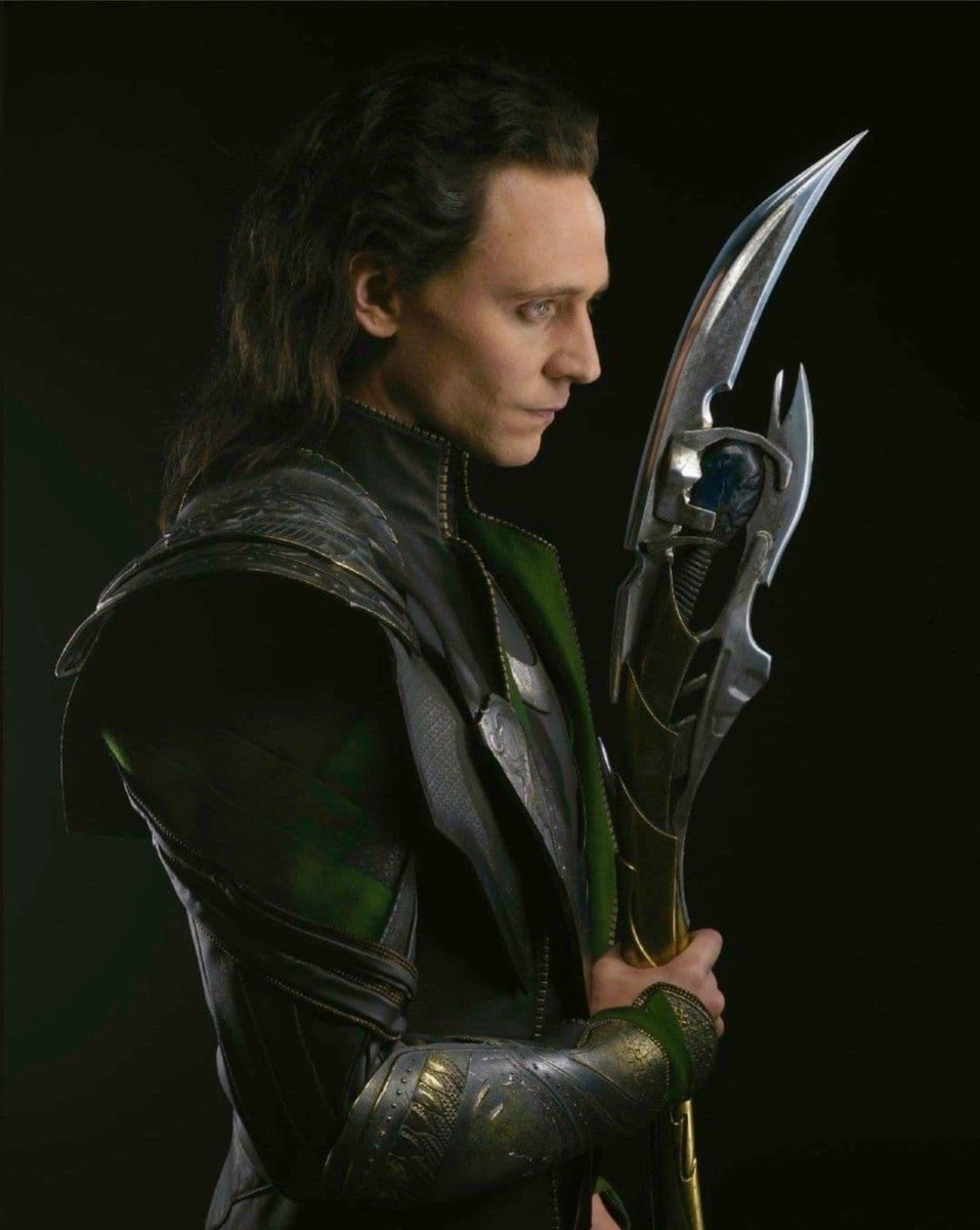 bestoftwh's tweet photo. 📷| Promotional photos of Tom Hiddleston as Loki in 'The Avengers'. https://t.co/gJUOwKY5Pw