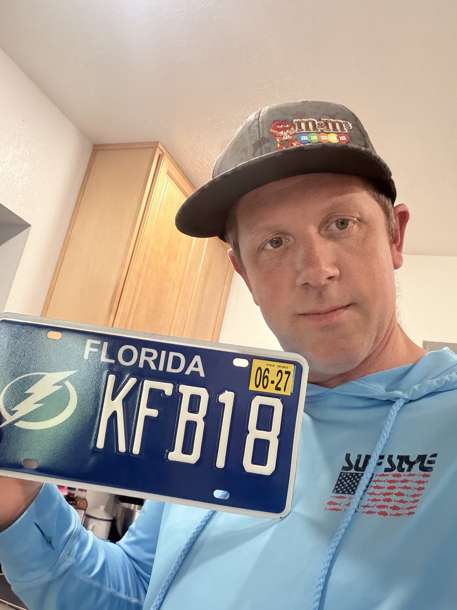 PBRacing93's tweet photo. Got the new plate in today! Still isn’t the same without you on sundays! Hope your given heaven some hell @SamanthaBusch @KyleBusch #18Forever #KFB https://t.co/Z4PFc1Rh1L