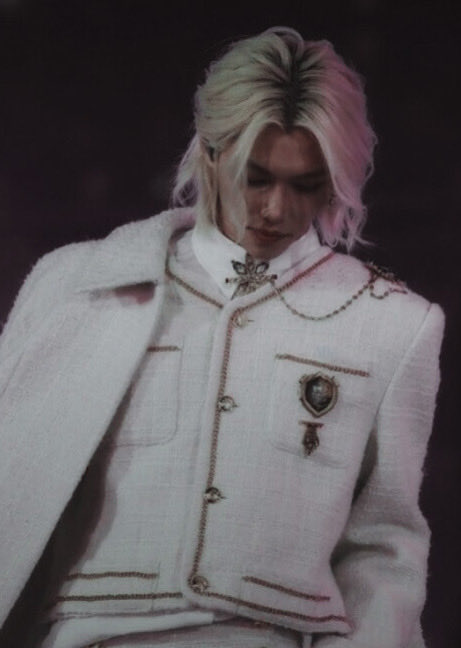 EXSPIRIVATS's tweet photo. ⠀⠀⠀⠀  ⠀   

 lee haneul 이하늘. ( 𝐬𝐤𝐲.) reluctant hier.
kind. quietly rebellious. lonely &amp; haunted. 
     # krp. &amp;&amp;. mdni. &amp;&amp; multiship.
⠀⠀⠀   ⤹ further info below. 
⠀⠀⠀⠀ ⠀ ⠀ ⠀⠀⠀⠀⠀⠀ ⠀⠀⠀⠀⠀
      ★ 𝐜𝐫𝐨𝐰𝐧 𝐩𝐫𝐢𝐧𝐜𝐞 𝐨𝐟 𝐡𝐰𝐚𝐲𝐞𝐨𝐧. https://t.co/DNV4HmEAKB