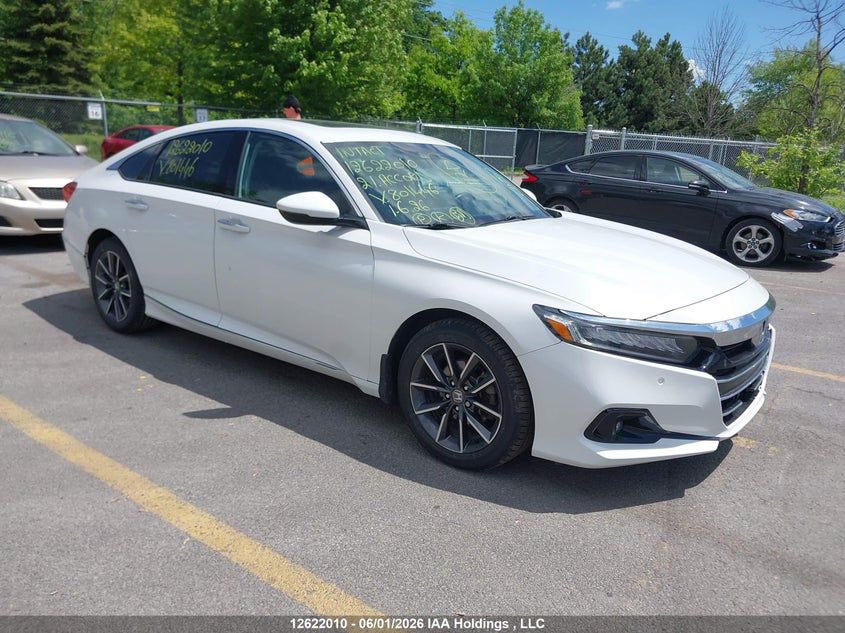 quame_age's tweet photo. 2021 HONDA ACCORD EXL

Sunroof 
Push to start button 
1.5L
56k miles 
Alloy wheels
Run and Drive
Airbag intact 

145,000 cedis including shipping cost.

WhatsApp / Call 0541174925 https://t.co/JaEOeDM6fJ