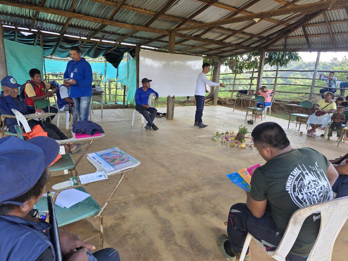 TheHALOCol's tweet photo. 📍Buenas noticias desde Cáceres, Antioquia

Retomamos el Estudio No Técnico en 4 sectores del municipio y avanzamos en 2 concertaciones étnicas con la comunidad Zenú. 🤝 También llegamos al Resguardo Indígena José de los Santos para seguir construyendo entornos más seguros💙 https://t.co/F1744MzmGW