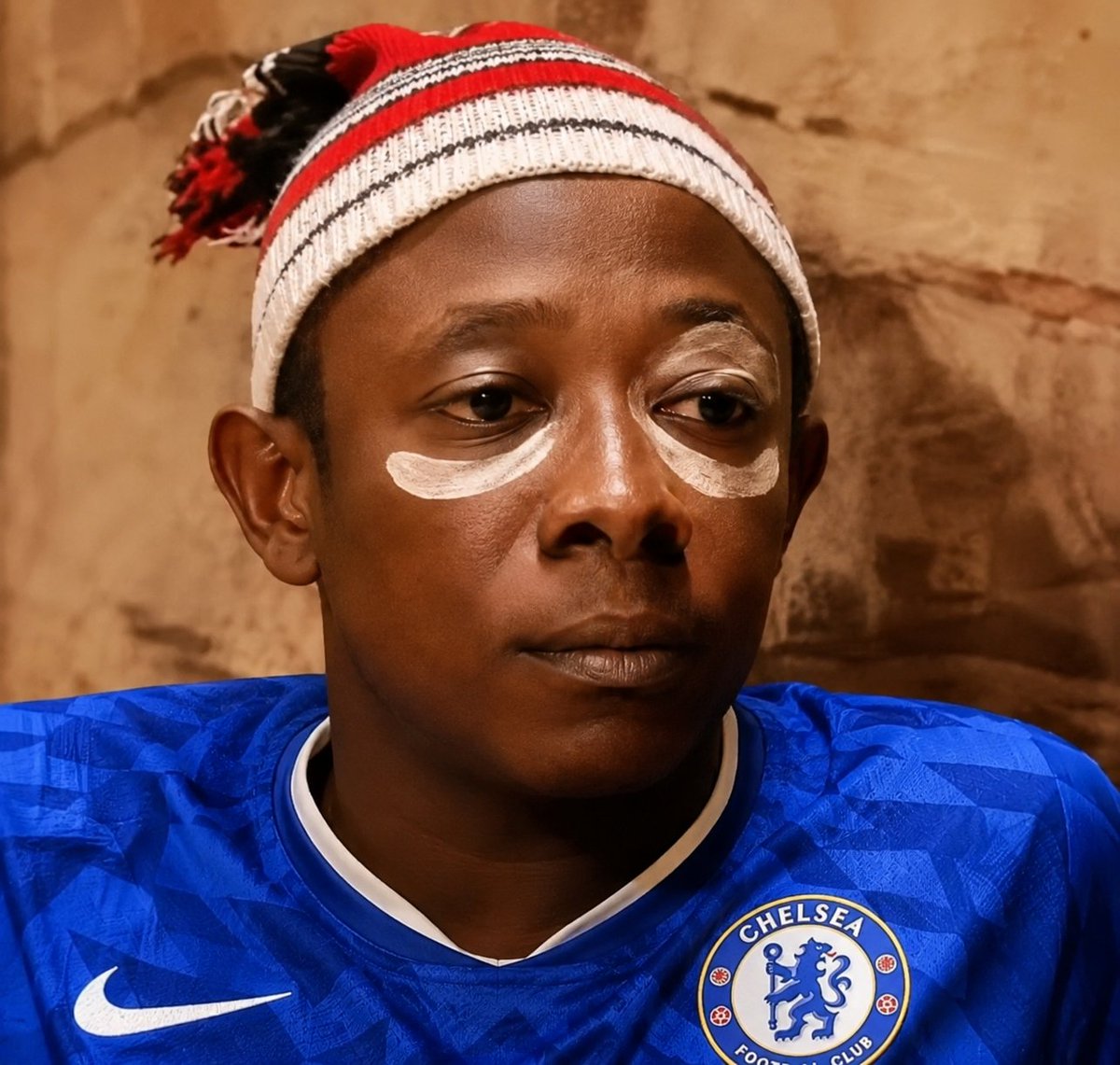 AustinAmuzie's tweet photo. My Grandfather has refused to Sleep after finding that CHELSEA are Signing Old Players..... Please papa go to bed.... CHELSEA might call tomorrow 😭😭😭. https://t.co/NvaY9NkZHJ