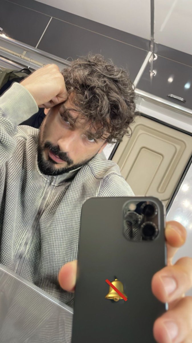 ayyllaaa_i's tweet photo. Doğum günün kutlu olsun Deniz Can! 🎂🎊 11 yıldır bu sektöre verdiğin emek, her rolünle çıtayı bir tık daha yukarı taşıman ve o samimi duruşun seni gerçekten bambaşka yapıyor. İyi ki doğdun, iyi ki sen 🥳✨🤍 https://t.co/1Day5lg3GE