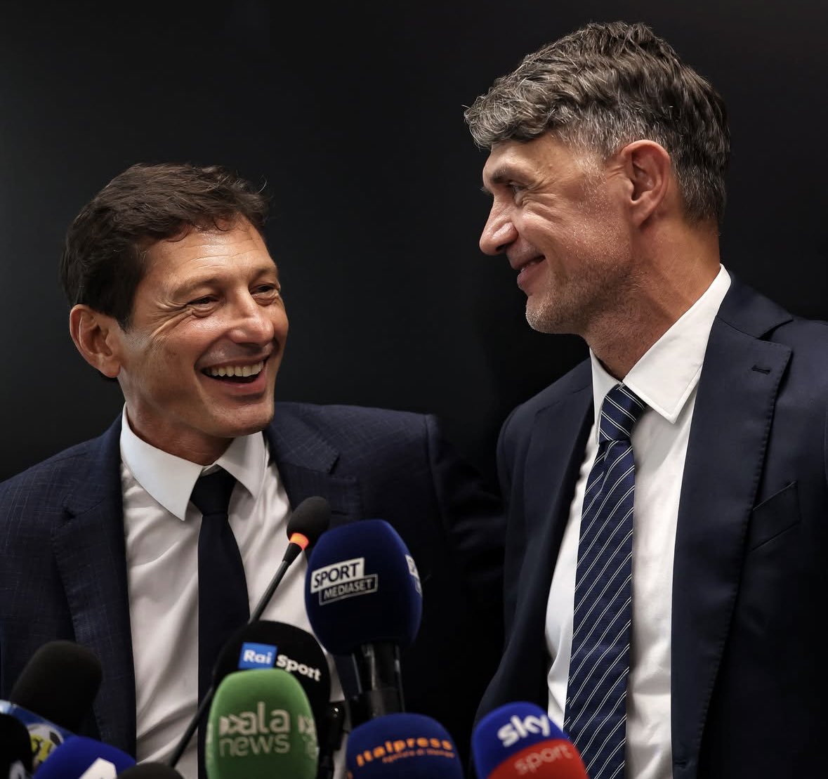 XtraAzzurri's tweet photo. 🚨BREAKING: Paolo Maldini &amp; Leonardo LEAVE their respective roles with FIGC following the Andrea Pirlo case. Story is DONE❌

Roberto Mancini is in POLE for the CT role with Giorgio Chiellini who can become the NEW Direttore Tecnico👀

Antonio Conte remains in the back

@DiMarzio https://t.co/v7UQ70KLkl