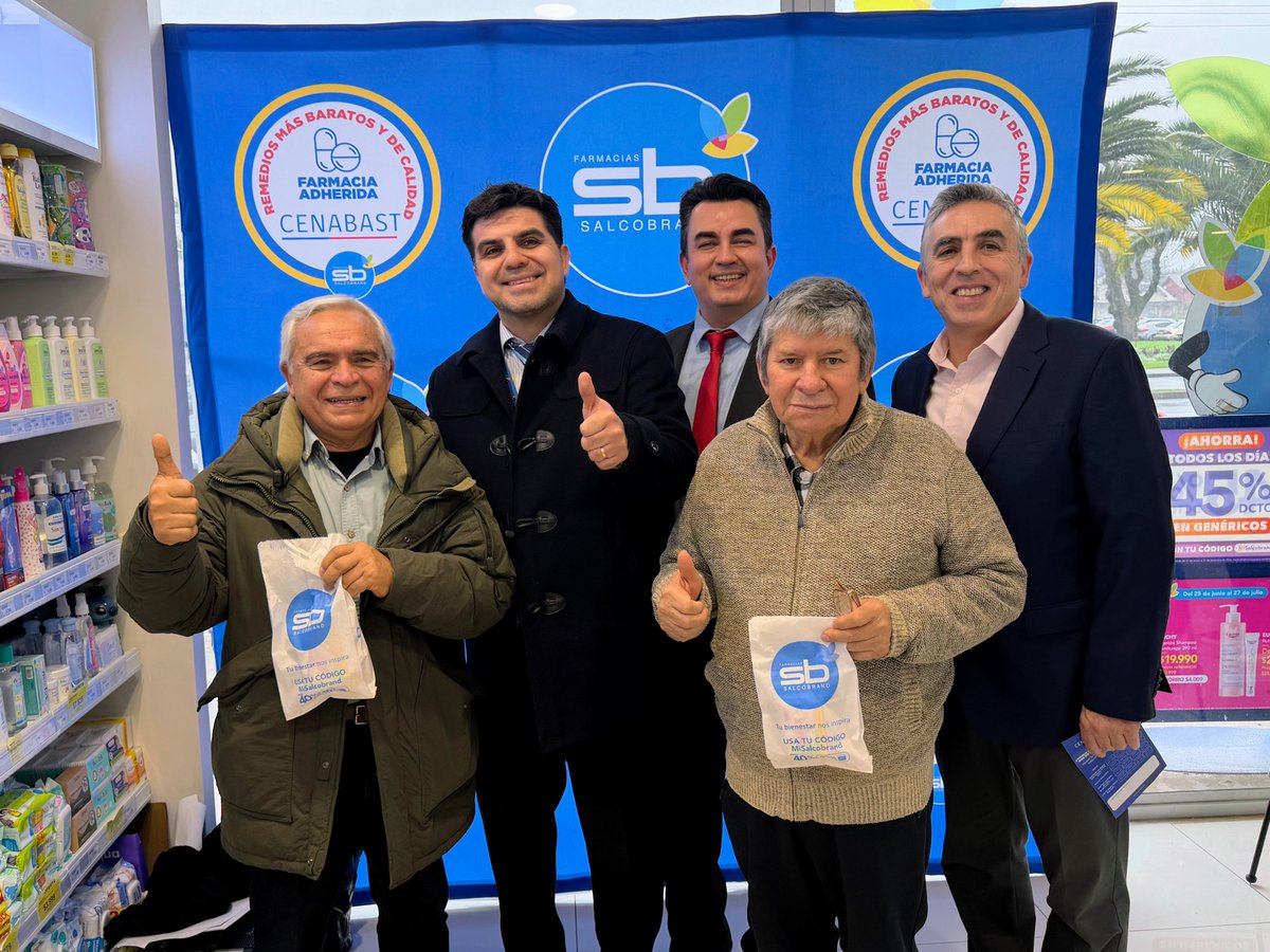 Cenabast's tweet photo. 💊Estamos cambiando la forma de entregar medicamentos. 

Con el piloto #MásCercaDeTi, más de 1.900 pacientes de urología del Hospital de Los Ángeles ya pueden retirar gratuitamente sus medicamentos en locales @salcobrand_cl, evitando traslados y esperas. https://t.co/zCZh3fznKV