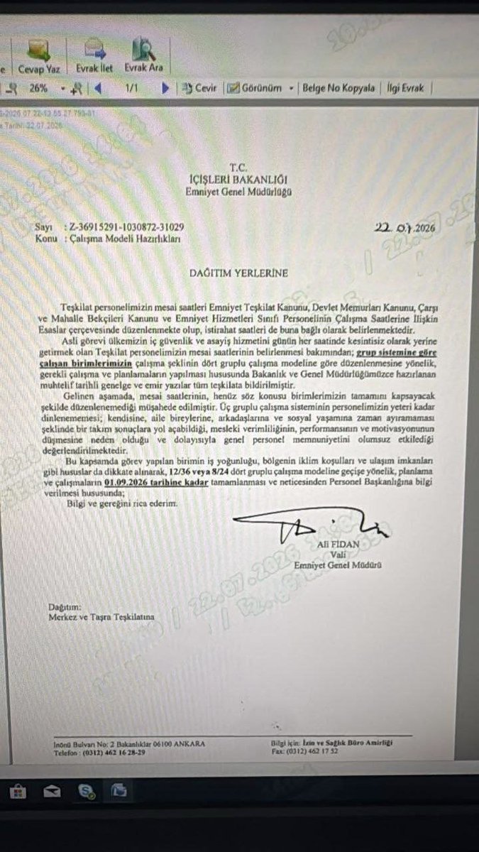 metobaabaa's tweet photo. Yola yolu bilenlerle devam edeceğiz verilen talimatlar yazıda kalmayıp iki dudak arasına bırakılmamalı Polis Meslek Kanunu çatısı altında bütün talimatlar yasal hale getirilmelidir.
#PolisGeçinemiyor https://t.co/s5knN6D0aD