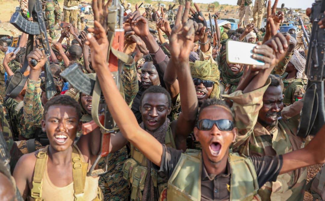 umutcagrisariii's tweet photo. — Foreign mercenaries from 17 different countries fought against the Sudanese Armed Forces.
— With the exception of Eritrea and Egypt, Sudan’s all neighboring country provided the Rapid Support Forces with funding, weapons, missiles, and logistical support, effectively acting as an extension of the UAE.
— USA and Europe tried to break its resolve through sanctions.
— Despite all of this, it continues to fight for its country.

For victory does not belong to those with superior numbers; it belongs to those who never lose faith.

History has shown time and again that the hardest wars are won by those who believe in their cause.