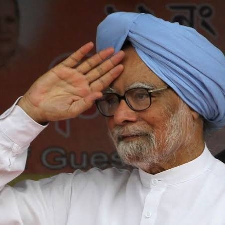 Amockx2022's tweet photo. The saddest thing ever happened is Anna Hazare getting trusted over Dr Manmohan Singh in 2011-2014 💔 https://t.co/DgI6n5mhM9