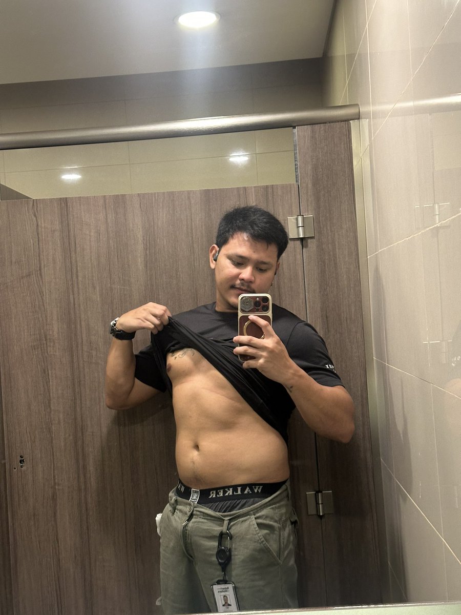 _senyoruno's tweet photo. Forgot my belt! 🥵🙈 https://t.co/lIjT0OZHrk