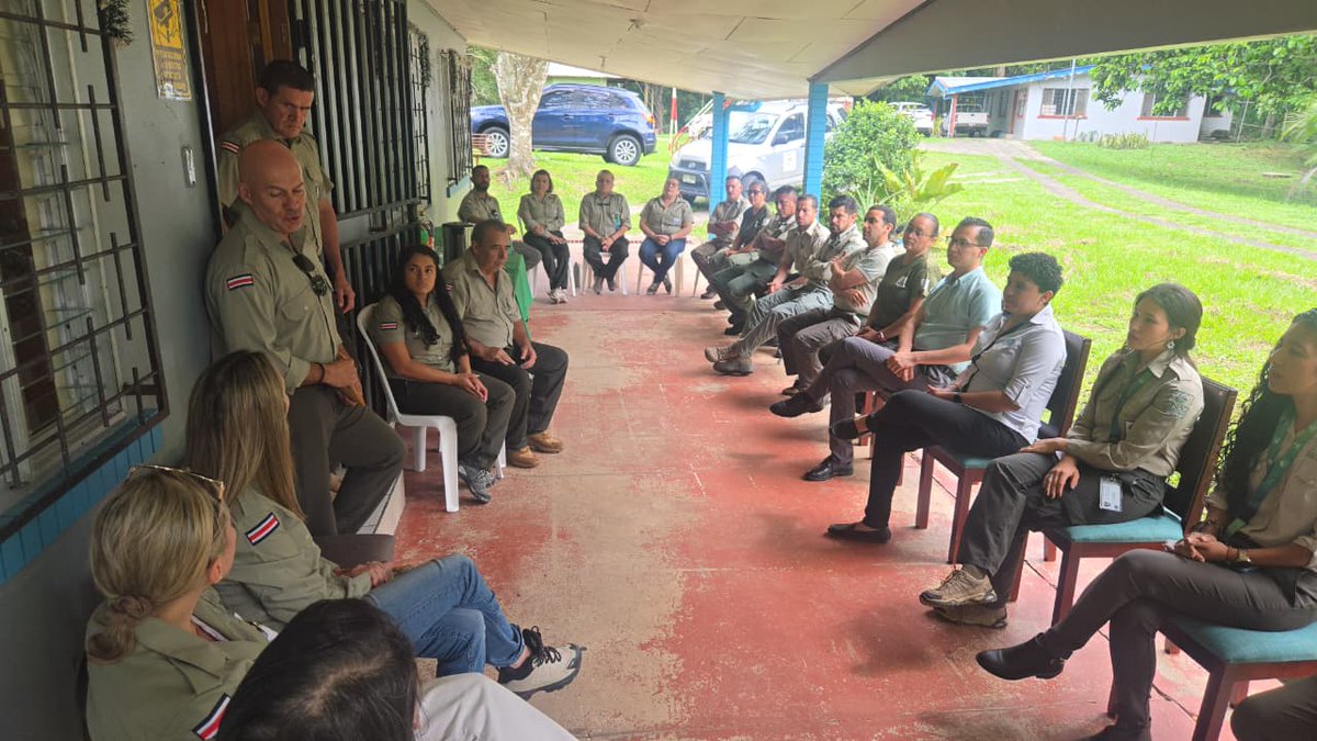 CRMinae's tweet photo. Como parte de la gira de trabajo realizada en la provincia de Guanacaste, la ministra del MINAE , Mónica Navarro, visitó este jueves el Parque Nacional Miravalles, donde conoció los avances en infraestructura esta ASP y recorrió las instalaciones del puesto operativo. https://t.co/LKcM9PStQM