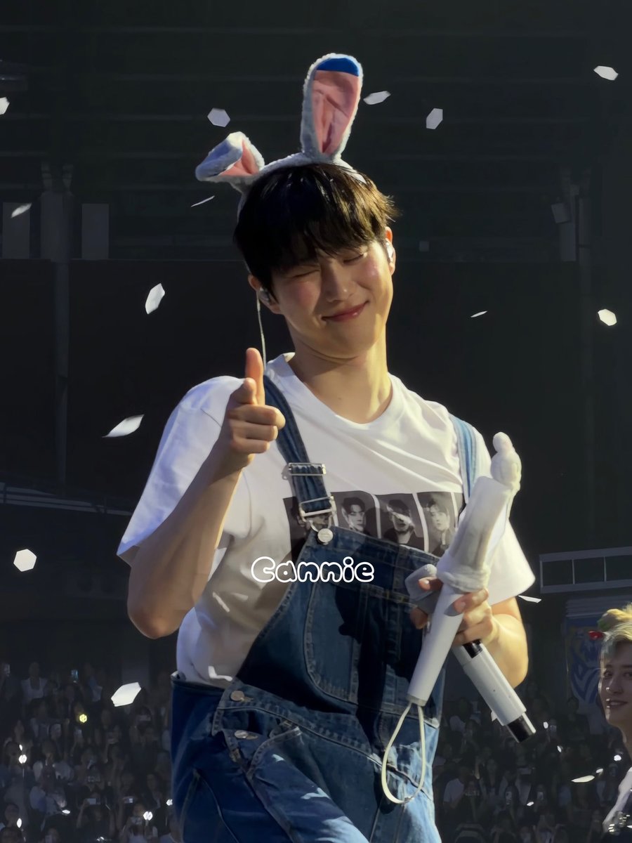 Canbubibu's tweet photo. 260726 EXhOrizon in Singapore

면토끼🐰💗

#수호 #SUHO #김준면 #준면 #金俊勉 #スホ
#exhorizoninsg #exoinsg https://t.co/t394d09DgC