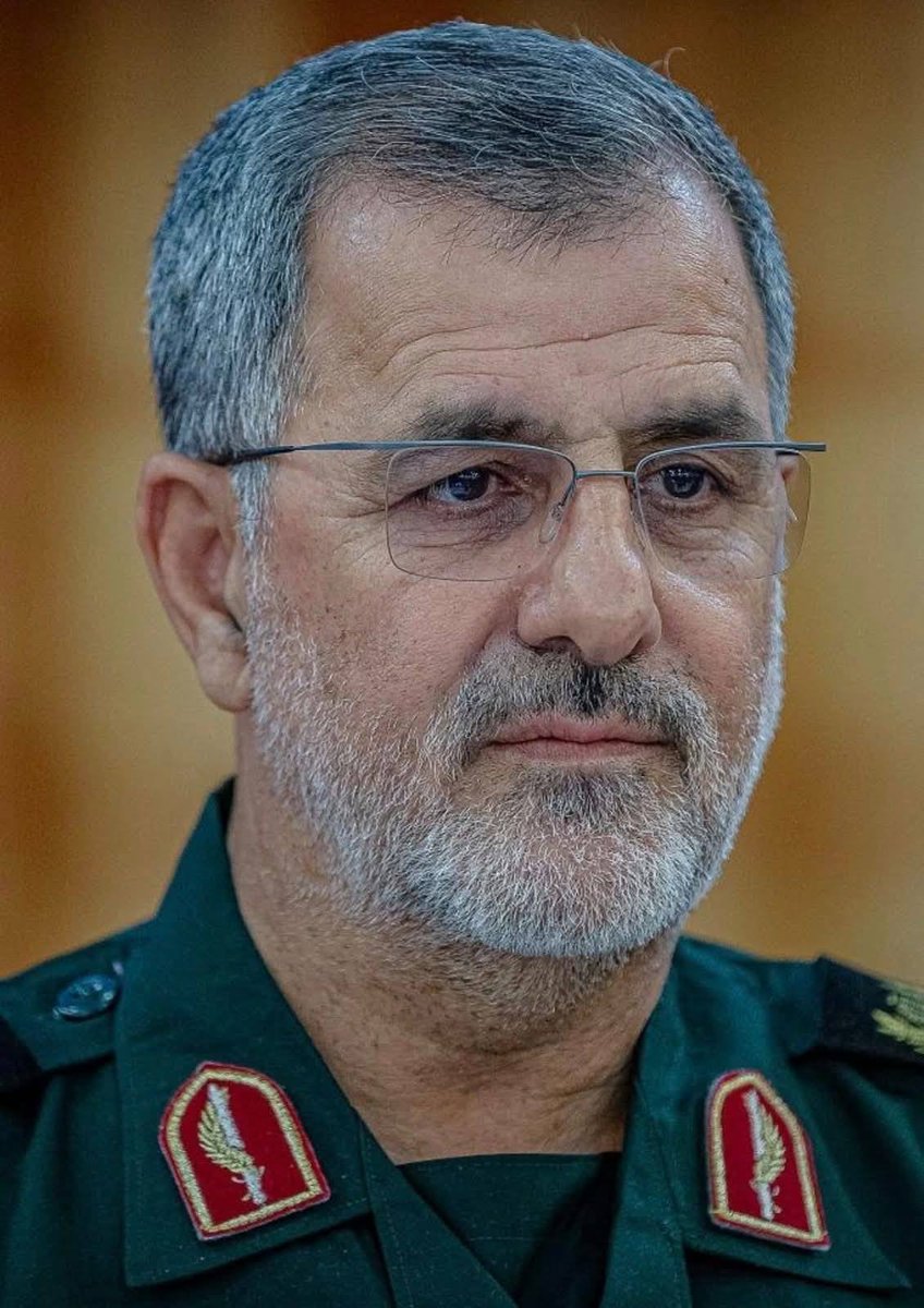 ShashiLearns's tweet photo. Big Braking 🚨

The US And Iran Have Paused Their Strikes...

But President Trump Has Sent A Clear Message:

"If Talks Fail, A Massive Attack Is Ready."

The Strait Of Hormuz, Oil Prices, And The Entire Middle East Situation Remain Unstable.

Is This Just A Temporary Calm...

Or The Calm Before A Much Bigger Storm?

What Do You Think?

Let Us Know In The Comments Below. 👇