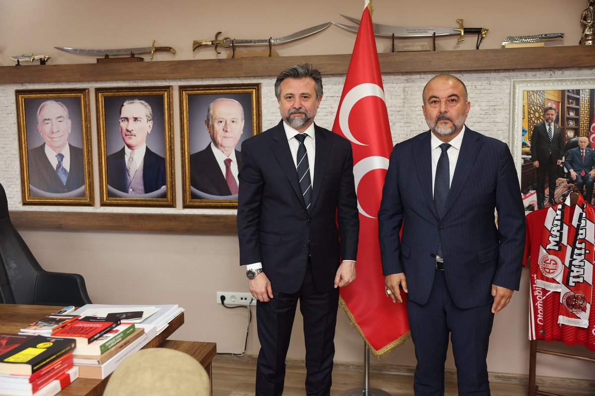 mhpantalyail's tweet photo. Milliyetçi Hareket Partisi Kemer İlçe Başkanımız Ahmet Ali Güven Bey ve Yönetimi, İl Başkanımız Sn. Sadullah Güneş Bey’i makamında ziyaret etti.

Nazik ziyaretleri ve hediyeleri için teşekkür ederiz.

#MilliyetçiHareketPartisi #MHPAntalyaİlBaşkanlığı #MHP #Antalya #SadullahGüneş https://t.co/t4r0vIlfo2