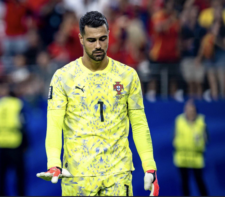 souooliveirawdd's tweet photo. Força Diogo 🤍 https://t.co/sjhclUoRyM