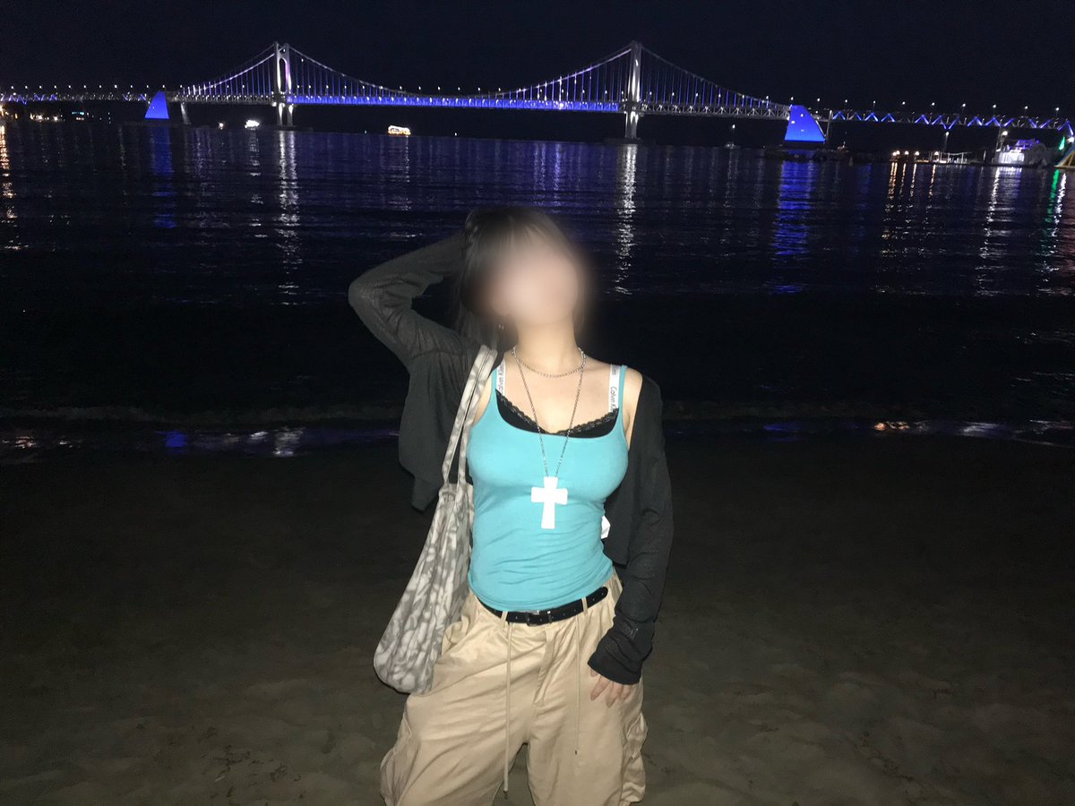 랑 tweet media