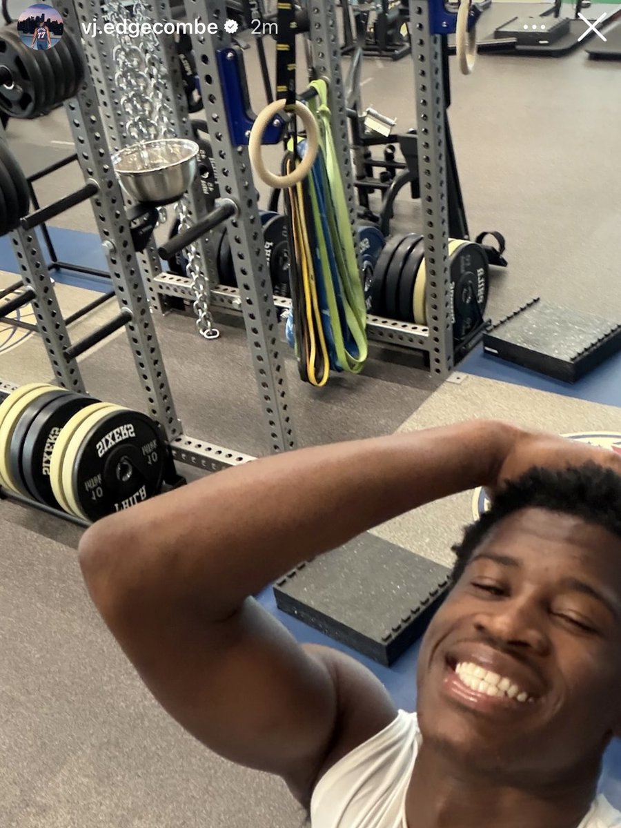 sixers tweet picture