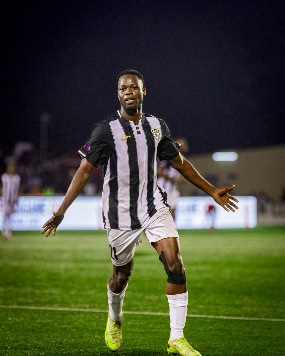 aprfcofficial's tweet photo. MAMADOU TRAORÉ CELEBRATING HIS FIRST GOAL IN APR FC JERSEY ⚫⚪
#APRFC #CLUBGIANT #CECAFAKAGAMECUP2026 https://t.co/ckeMmtbEpa
