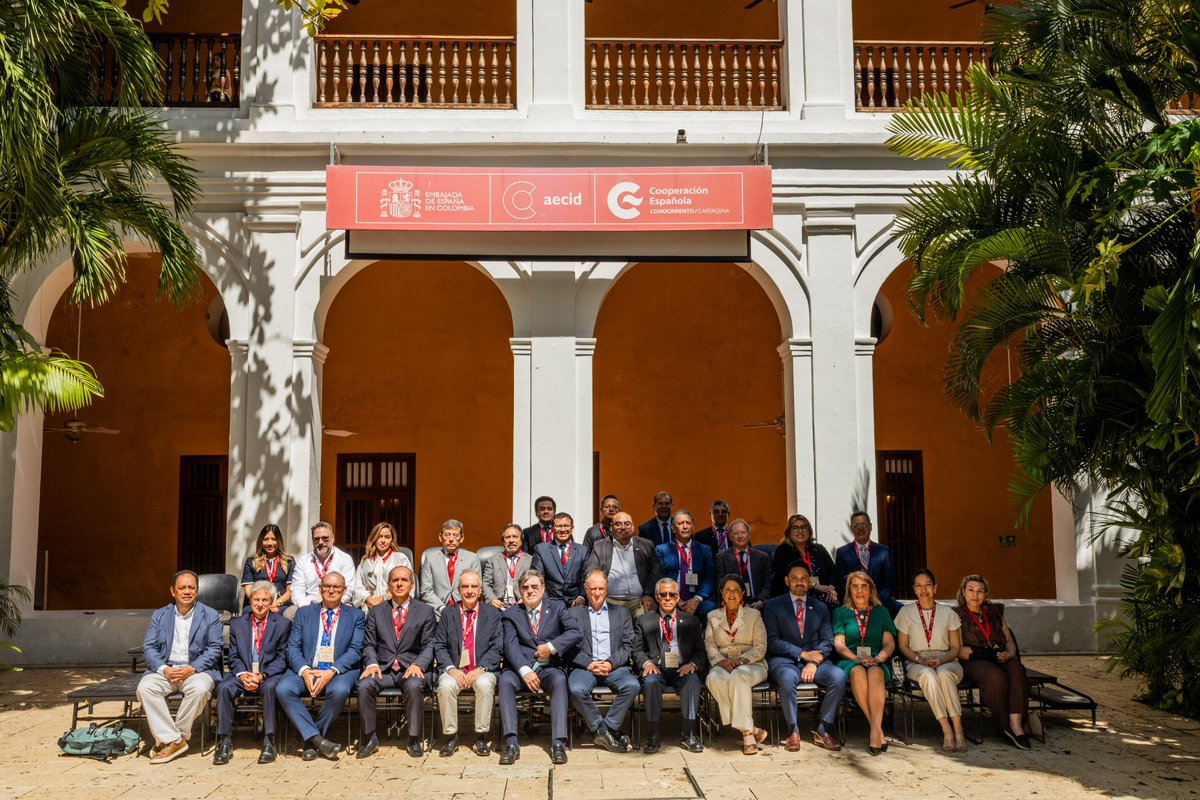 CFCECartagena's tweet photo. En @CFCECartagena representantes de 12 países de Iberoamérica reflexionan sobre la cooperación institucional entre catastros y notarios para asegurar la correcta descripción e información territorial de los inmuebles, contribuyendo a mejorar la seguridad jurídica preventiva. https://t.co/xTpbqQH4zZ