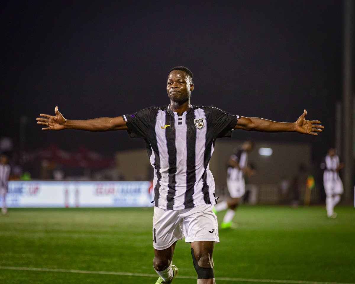 aprfcofficial's tweet photo. MAMADOU TRAORÉ CELEBRATING HIS FIRST GOAL IN APR FC JERSEY ⚫⚪
#APRFC #CLUBGIANT #CECAFAKAGAMECUP2026 https://t.co/ckeMmtbEpa