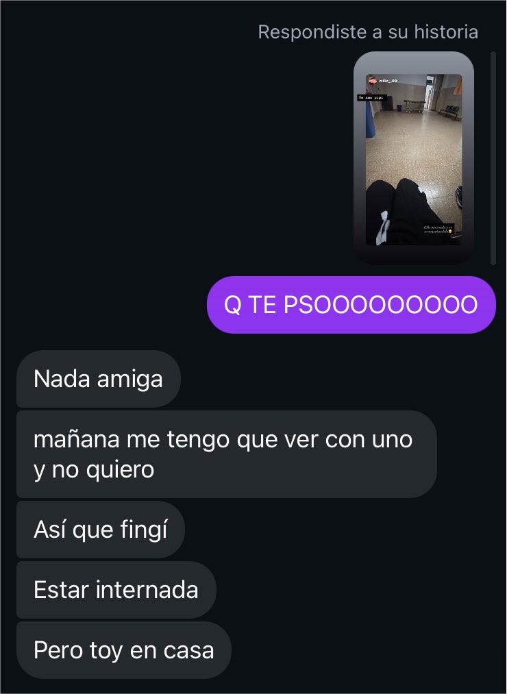 chiariruz's tweet photo. mi mejor amiga subió una historia a instagram FINGIENDO estar internada para no verse con un hombre. para nada era más fácil decirle que no podía https://t.co/NON79VXSHm