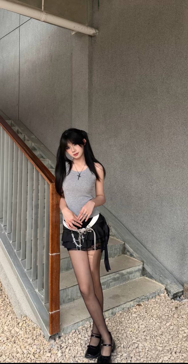 platepusss's tweet photo. 双马尾能干嘛 https://t.co/P8q8SRC2uU