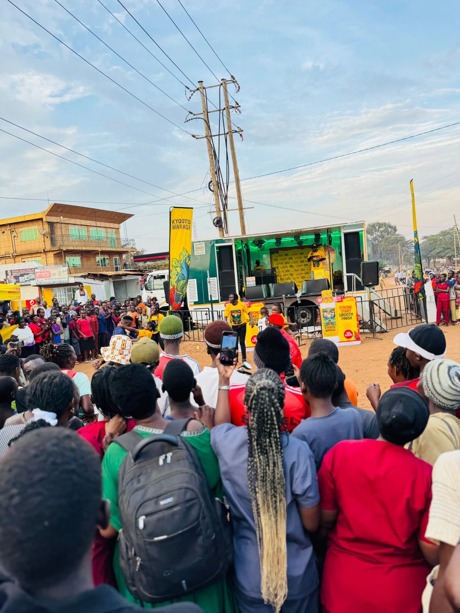 ClearConcept256's tweet photo. WHAT A DAY 🚀🔥!!!

Kyooto Waragi in Njeru Town came through heavy — non-stop vibes and pure madness! Then we carried the energy straight to Mbiiko and shut it down tonight!!

#KyootoWaragi #Njeru #Mbiiko https://t.co/iufoZObfMA