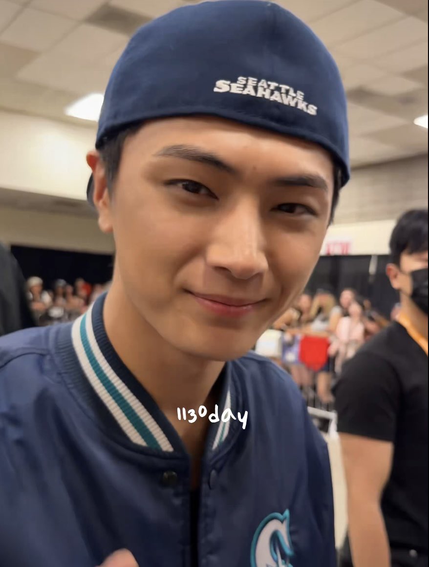 jjjongvely's tweet photo. must protect that smile at all cost https://t.co/f1vlq05INt