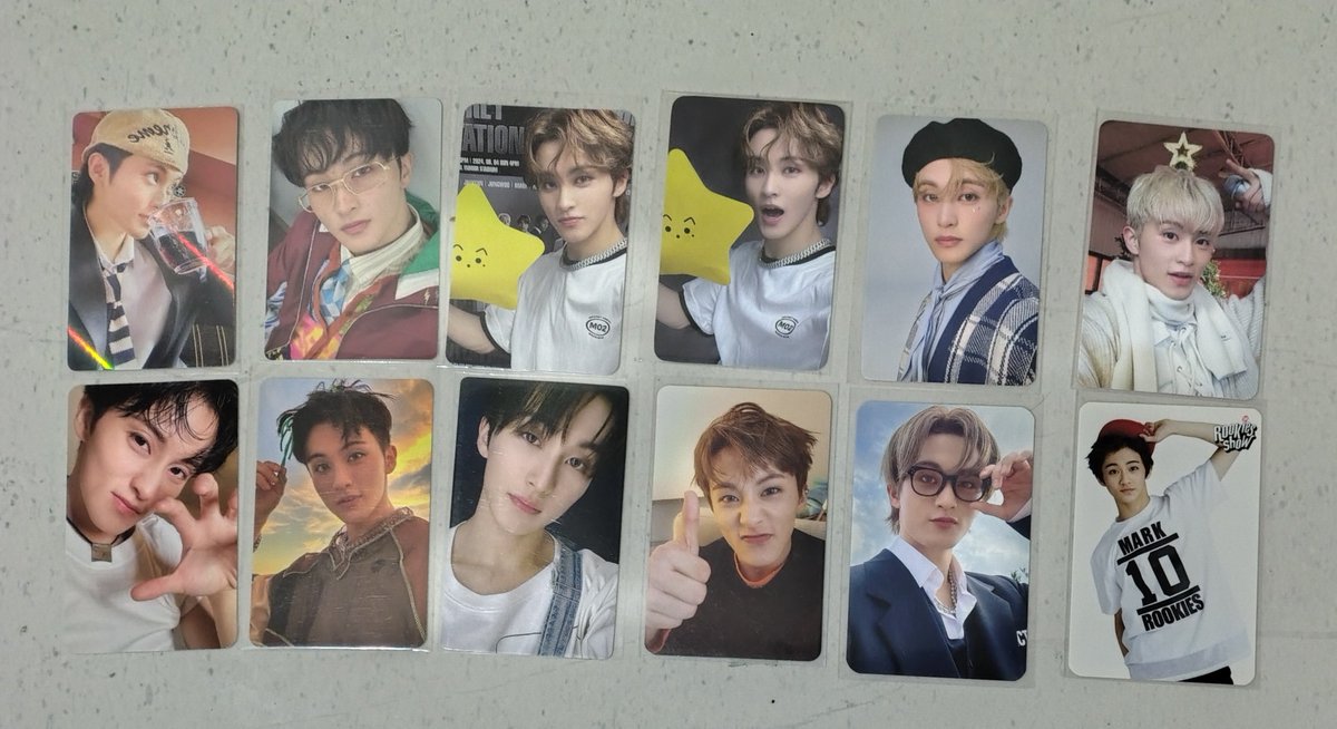 ben_mrkf's tweet photo. Bueno ahora todos odian la Photocards de Mark pero no pueden decir que sus Photocards no eran de las mejores 🤨 https://t.co/gJPykS3vvE